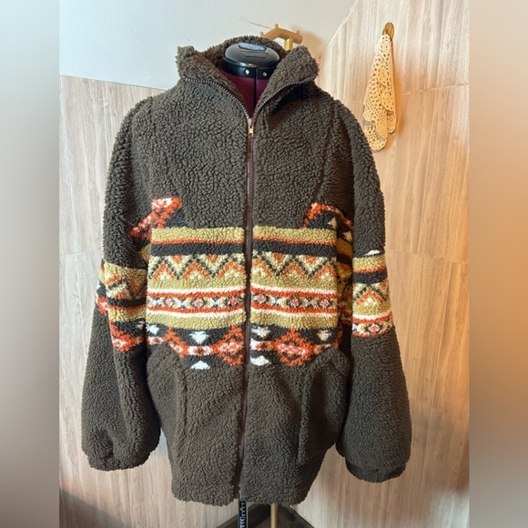 Gigio Jackets & Blazers - GiGiO Brown Fleece Sherpa Jacket with Tribal Pattern USA